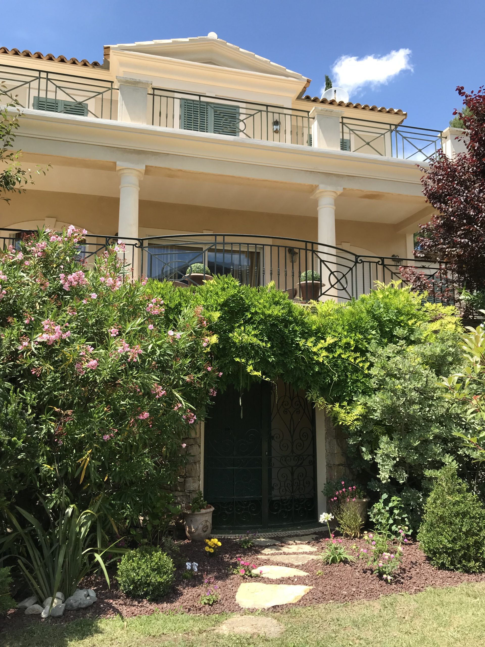 Aménagement paysager complet jardin méditerranéen Roquevaire